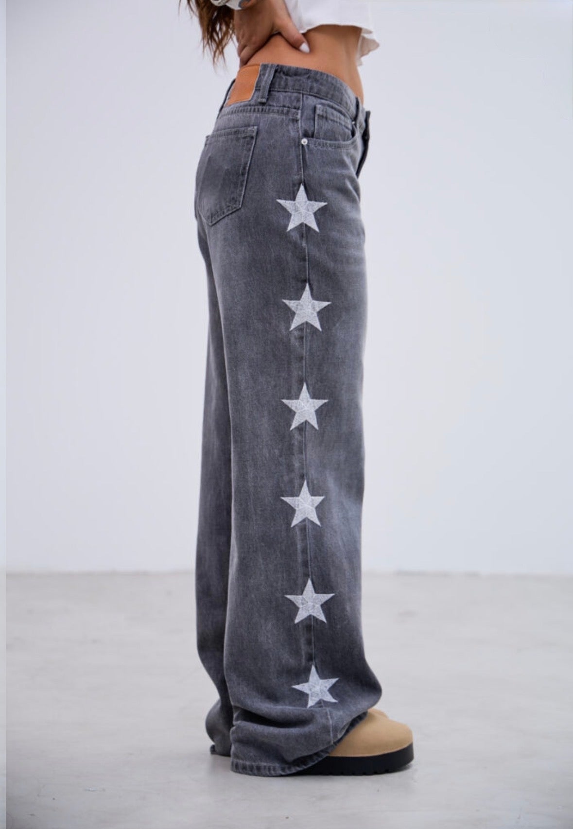 Jean Wide Leg Tiro Bajo Stars Grey
