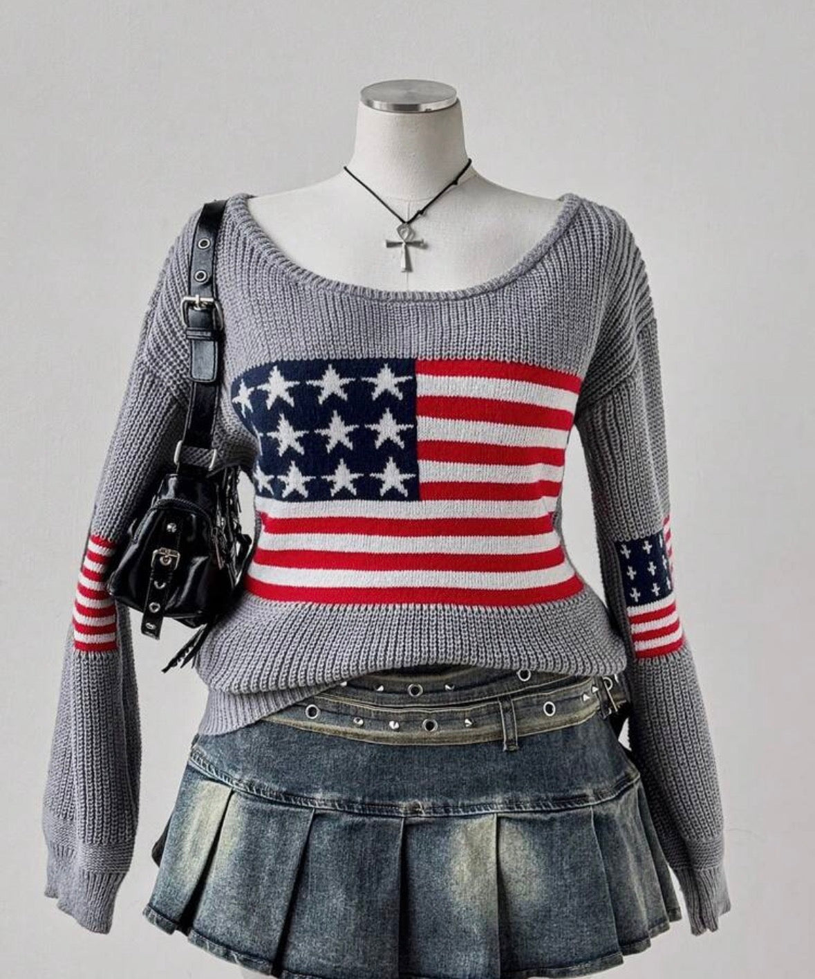 Sweater Yankee Girl