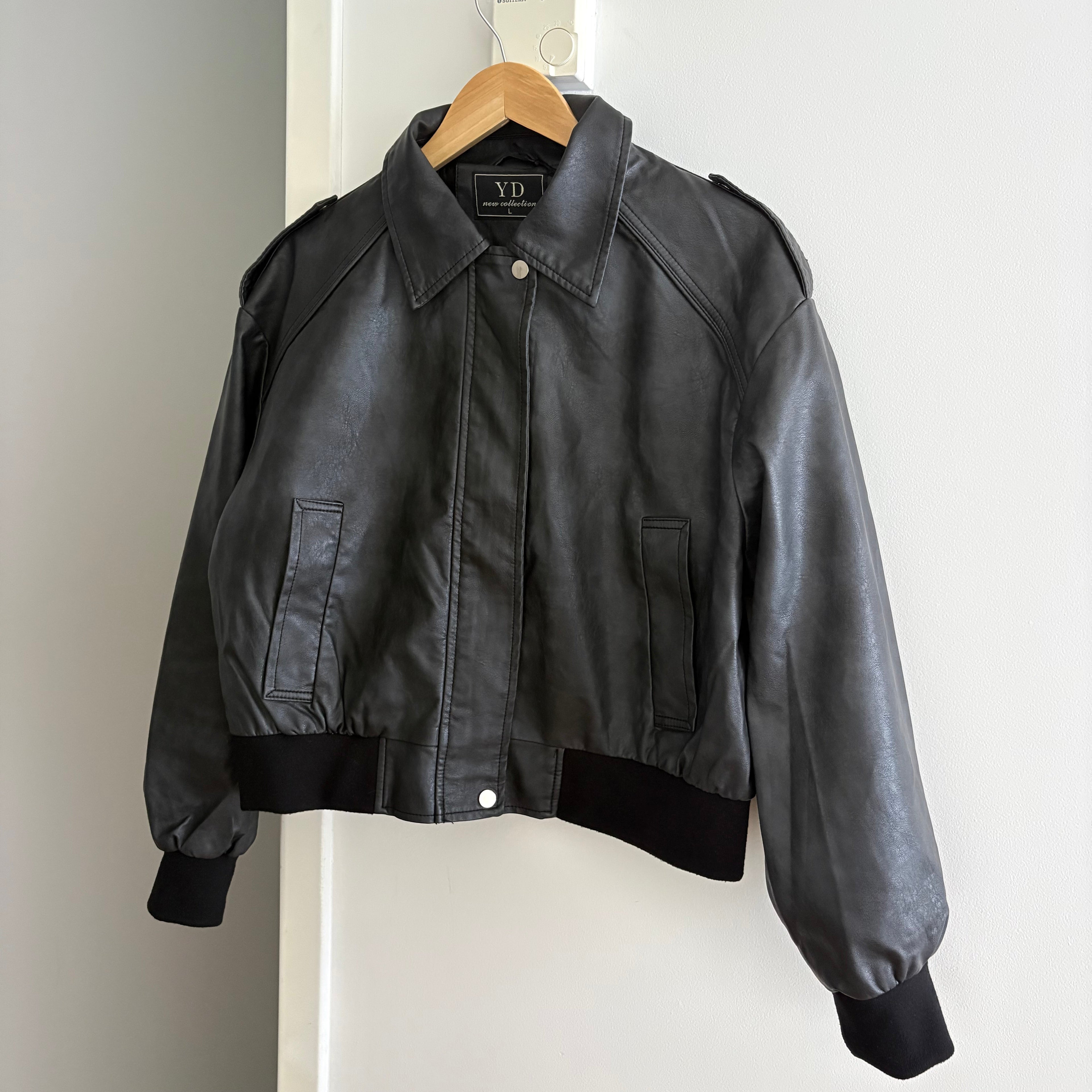 Bomber Black Vintage
