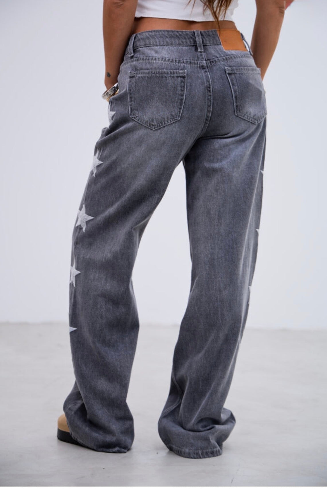 Jean Wide Leg Tiro Bajo Stars Grey